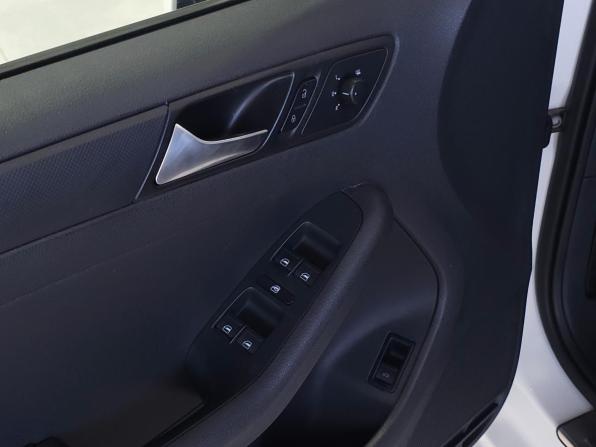 Volkswagen Jetta VI Рестайлинг с пробегом 2014 года, цена 1 180 000 рублей, 148000 км, седан, Автокод Объявления