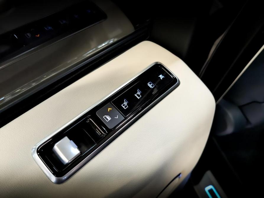 Land Rover Range Rover IV Рестайлинг Москва  - изображение 22