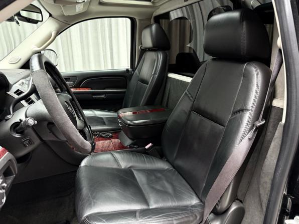 Cadillac Escalade III с пробегом 2008 года, цена 2 199 000 рублей, 151000 км, внедорожник, Автокод Объявления