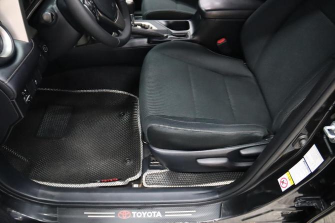 Toyota RAV4 IV (XA40) с пробегом 2013 года, цена 1 795 950 рублей, 234963 км, внедорожник, Автокод Объявления