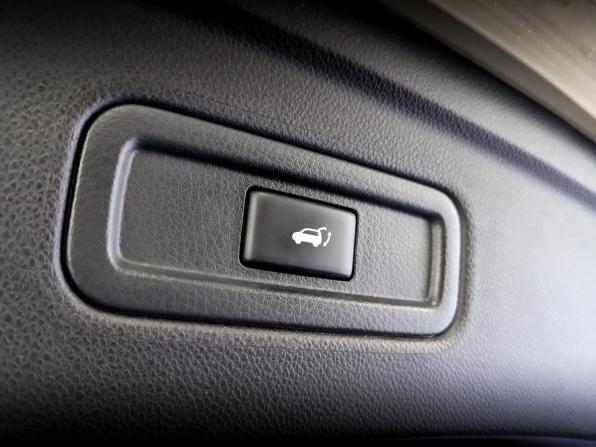 Infiniti QX70 с пробегом 2014 года, цена 2 390 000 рублей, 100310 км, внедорожник, Автокод Объявления