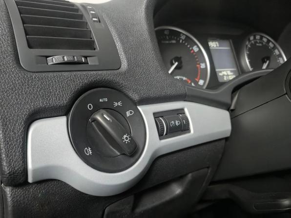 Skoda Octavia II (A5) Рестайлинг с пробегом 2011 года, цена 630 000 рублей, 210182 км, лифтбек, Автокод Объявления