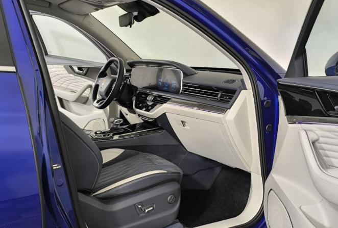 Hongqi HS5 I с пробегом 2023 года, цена 2 400 000 рублей, 44541 км, внедорожник, Автокод Объявления