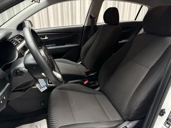 Kia Rio IV с пробегом 2018 года, цена 1 599 000 рублей, 123117 км, хэтчбек, Автокод Объявления