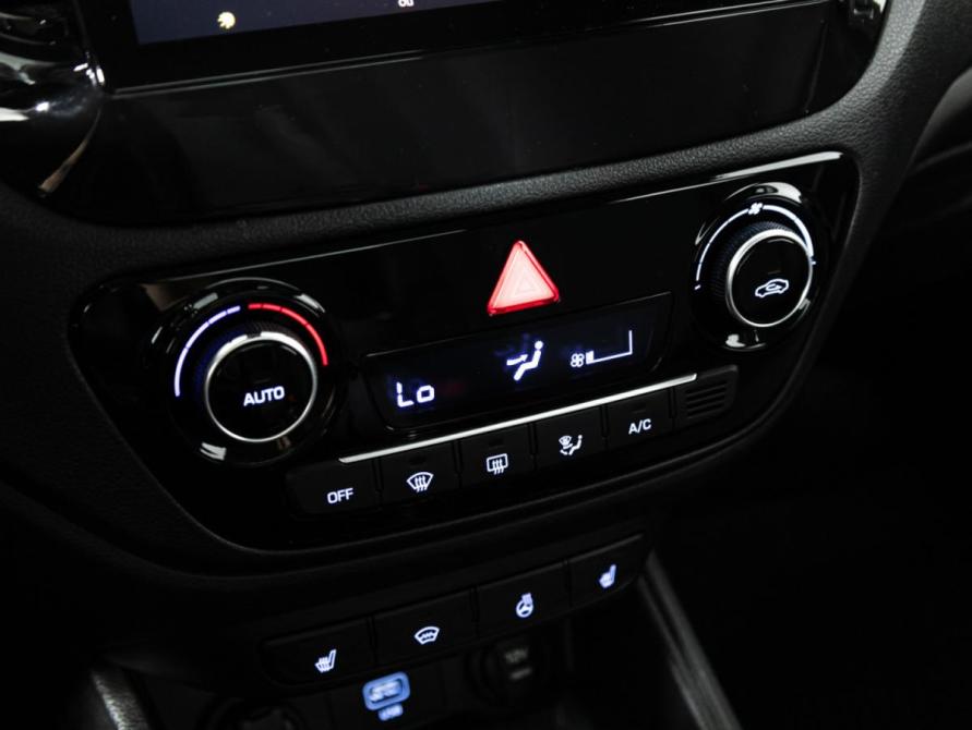 Hyundai Solaris II Санкт-Петербург  - изображение 17