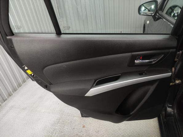 Suzuki SX4 II (S-Cross) с пробегом 2014 года, цена 1 190 000 рублей, 126128 км, хэтчбек, Автокод Объявления
