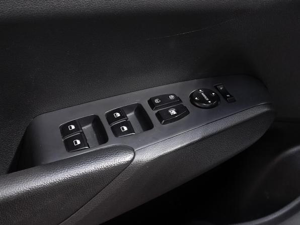 Hyundai Solaris II Рестайлинг с пробегом 2020 года, цена 1 320 000 рублей, 98000 км, седан, Автокод Объявления
