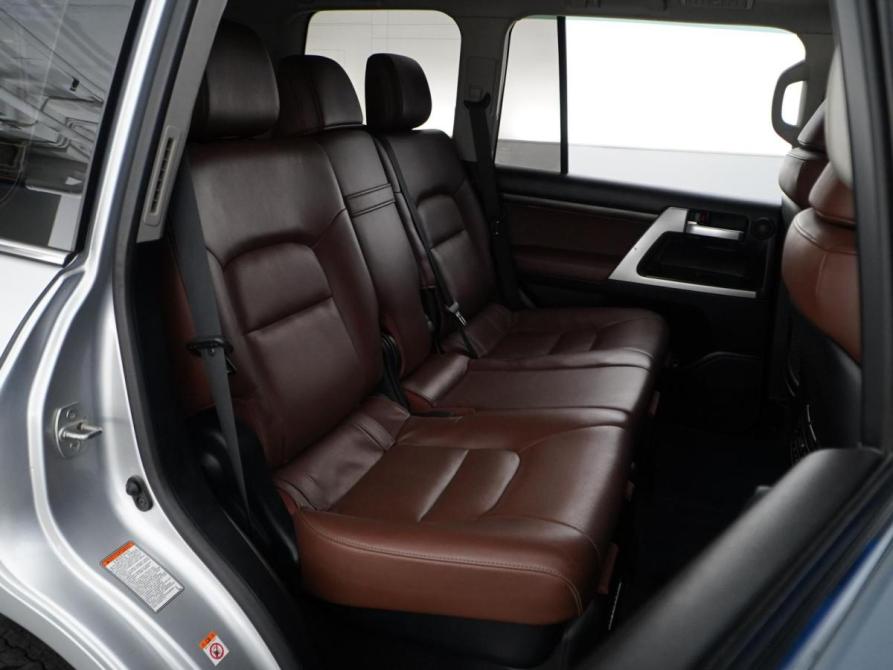 Toyota Land Cruiser 200 Series Рестайлинг 2 Москва  - изображение 7