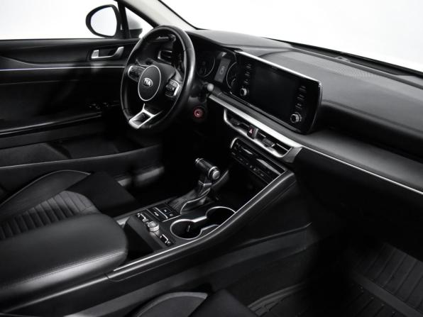 Kia K5 III с пробегом 2021 года, цена 1 878 900 рублей, 83807 км, седан, Автокод Объявления