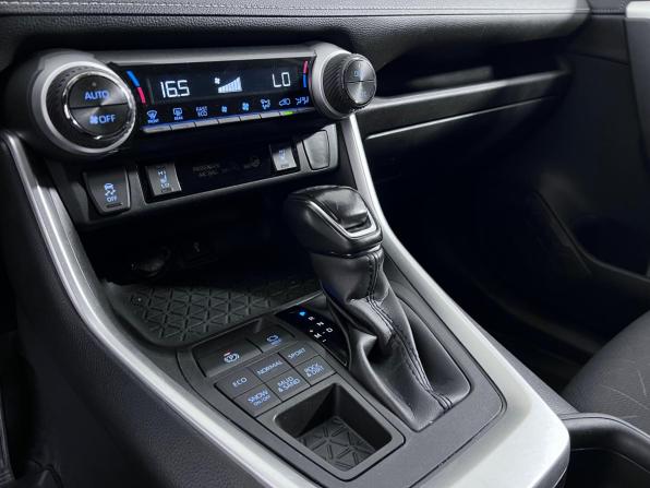 Toyota RAV4 V (XA50) с пробегом 2021 года, цена 2 950 000 рублей, 85497 км, внедорожник, Автокод Объявления