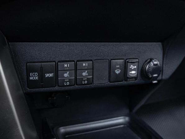 Toyota RAV4 IV (XA40) с пробегом 2012 года, цена 2 120 000 рублей, 248606 км, внедорожник, Автокод Объявления