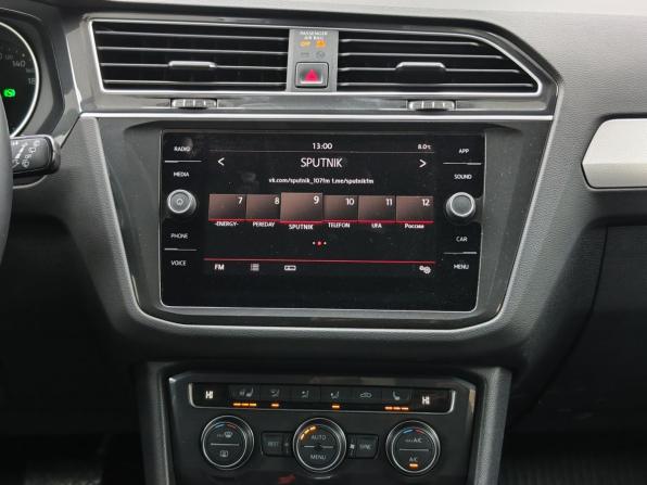 Volkswagen Tiguan II с пробегом 2019 года, цена 2 579 000 рублей, 112220 км, внедорожник, Автокод Объявления