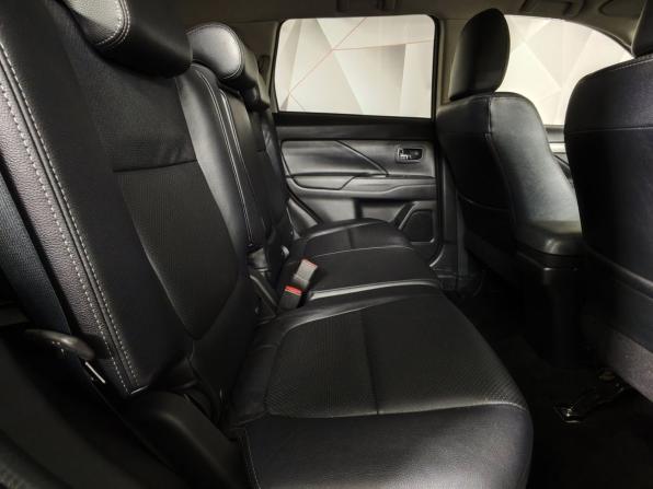 Mitsubishi Outlander III Рестайлинг 2 с пробегом 2015 года, цена 1 709 000 рублей, 69122 км, внедорожник, Автокод Объявления