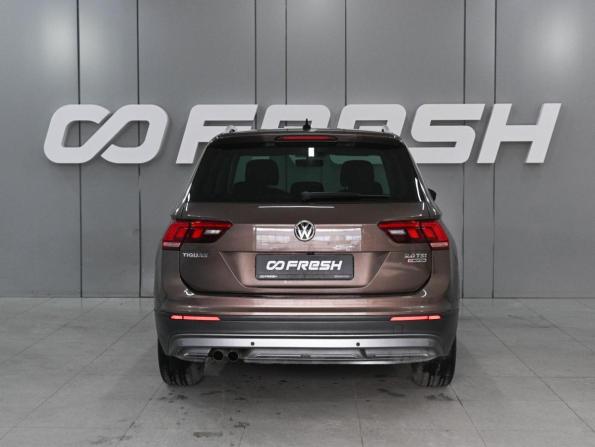 Volkswagen Tiguan II с пробегом 2017 года, цена 2 349 000 рублей, 191443 км, внедорожник, Автокод Объявления