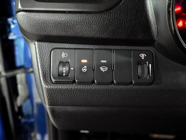 Kia Rio III с пробегом 2013 года, цена 950 000 рублей, 139834 км, хэтчбек, Автокод Объявления