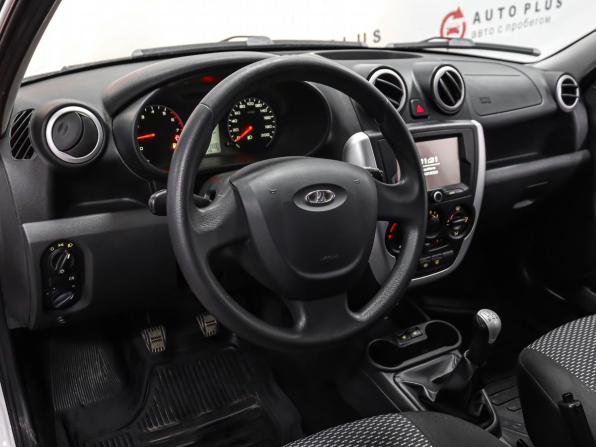 Lada (ВАЗ) Granta I с пробегом 2016 года, цена 549 000 рублей, 53342 км, седан, Автокод Объявления