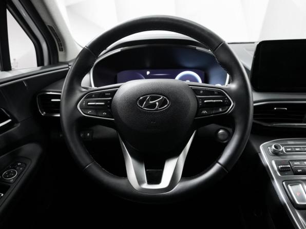 Hyundai Santa Fe IV Рестайлинг с пробегом 2022 года, цена 3 773 000 рублей, 34821 км, внедорожник, Автокод Объявления