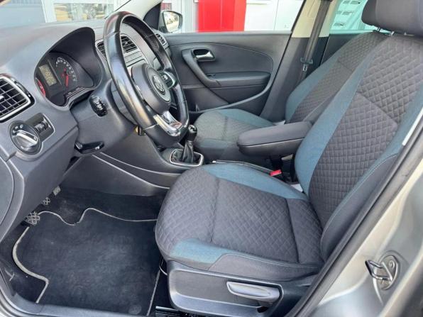 Volkswagen Polo V Рестайлинг с пробегом 2019 года, цена 1 306 410 рублей, 147817 км, седан, Автокод Объявления