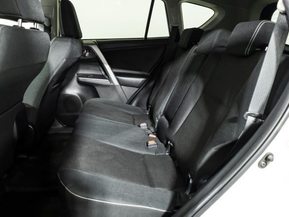 Toyota RAV4 IV (XA40) Рестайлинг с пробегом 2016 года, цена 2 099 700 рублей, 153770 км, внедорожник, Автокод Объявления
