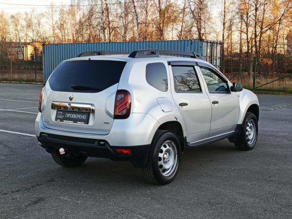 Renault Duster I Рестайлинг с пробегом 2016 года, цена 962 000 рублей, 209762 км, внедорожник, Автокод Объявления