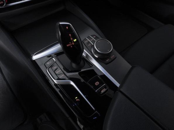 BMW 5 серии VII (G30/G31/G38) Рестайлинг с пробегом 2021 года, цена 4 299 000 рублей, 86582 км, седан, Автокод Объявления