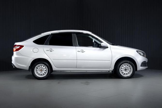 Lada (ВАЗ) Granta I Рестайлинг с пробегом 2025 года, цена 949 000 рублей, 30831 км, лифтбек, Автокод Объявления