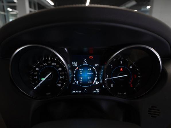 Jaguar F-Pace I с пробегом 2018 года, цена 3 190 000 рублей, 85757 км, внедорожник, Автокод Объявления