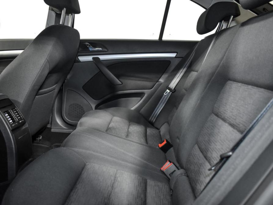 Skoda Octavia II (A5) Рестайлинг Санкт-Петербург  - изображение 13