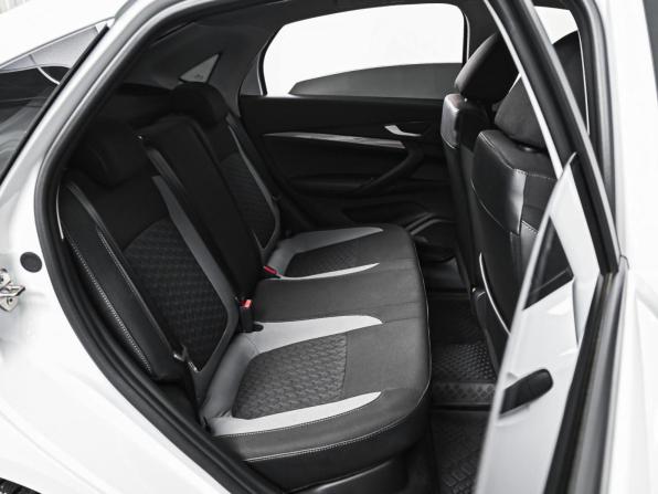 Lada (ВАЗ) Vesta I Рестайлинг (NG) с пробегом 2024 года, цена 1 499 000 рублей, 7968 км, седан, Автокод Объявления