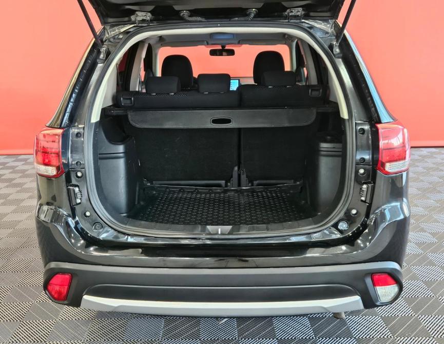 Mitsubishi Outlander III Рестайлинг 2 Вологда  - изображение 17