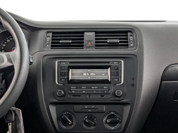 Volkswagen Jetta VI Рестайлинг с пробегом 2015 года, цена 1 190 000 рублей, 113442 км, седан, Автокод Объявления