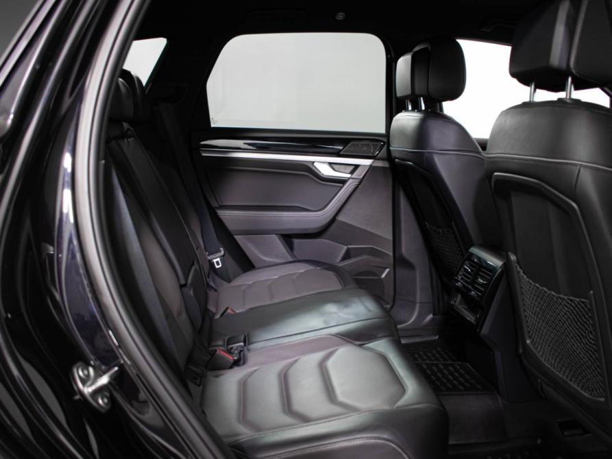 Volkswagen Touareg III Москва  - изображение 13