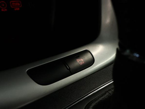 Kia Ceed II Рестайлинг с пробегом 2017 года, цена 997 000 рублей, 191026 км, универсал, Автокод Объявления