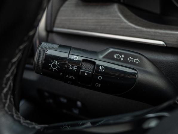 Kia Sorento IV с пробегом 2021 года, цена 4 100 000 рублей, 84099 км, внедорожник, Автокод Объявления