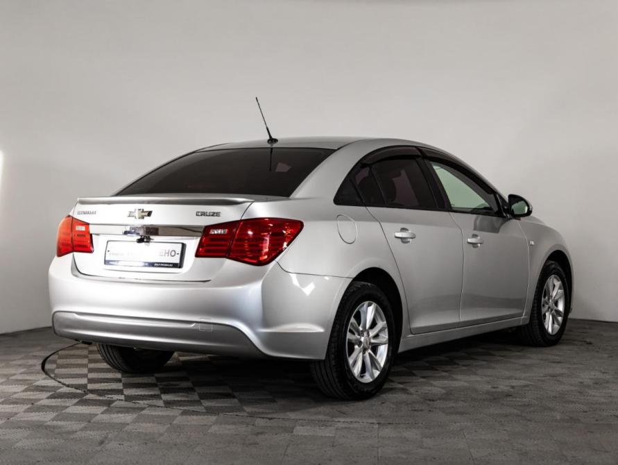 Chevrolet Cruze I Рестайлинг Санкт-Петербург  - изображение 6
