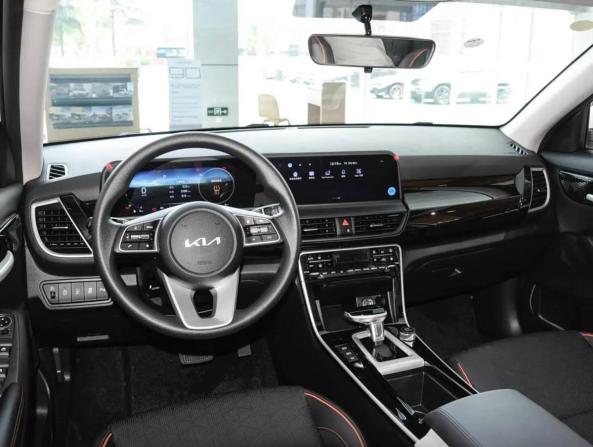 Kia Seltos II с пробегом 2026 года, цена 2 355 900 рублей, 1 км, внедорожник, Автокод Объявления