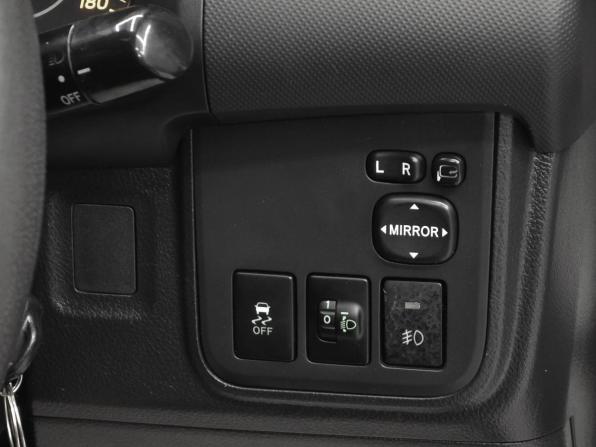 Toyota Wish II с пробегом 2010 года, цена 1 050 000 рублей, 240000 км, минивэн, Автокод Объявления