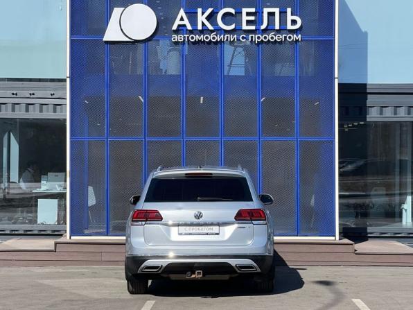 Volkswagen Teramont I с пробегом 2018 года, цена 2 549 000 рублей, 165000 км, внедорожник, Автокод Объявления