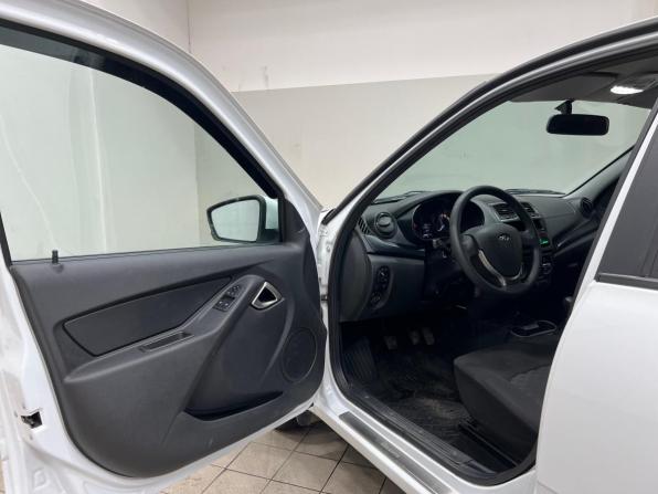 Lada (ВАЗ) Granta I Рестайлинг с пробегом 2024 года, цена 865 000 рублей, 31000 км, седан, Автокод Объявления