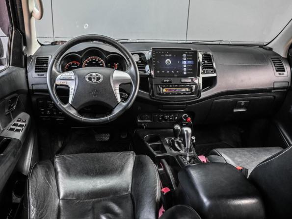 Toyota Hilux VII Рестайлинг с пробегом 2014 года, цена 2 489 000 рублей, 206615 км, offers.body_type.unknown, Автокод Объявления