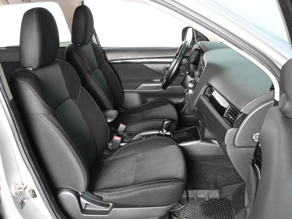 Mitsubishi Outlander III Рестайлинг 3 с пробегом 2021 года, цена 2 349 000 рублей, 87411 км, внедорожник, Автокод Объявления