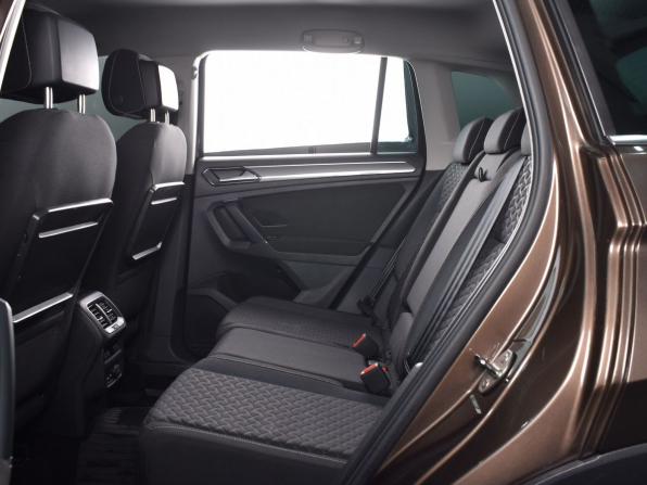 Volkswagen Tiguan II с пробегом 2018 года, цена 2 349 999 рублей, 153387 км, внедорожник, Автокод Объявления