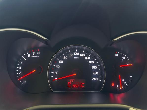 Kia Sorento II Рестайлинг с пробегом 2013 года, цена 1 680 000 рублей, 195000 км, внедорожник, Автокод Объявления
