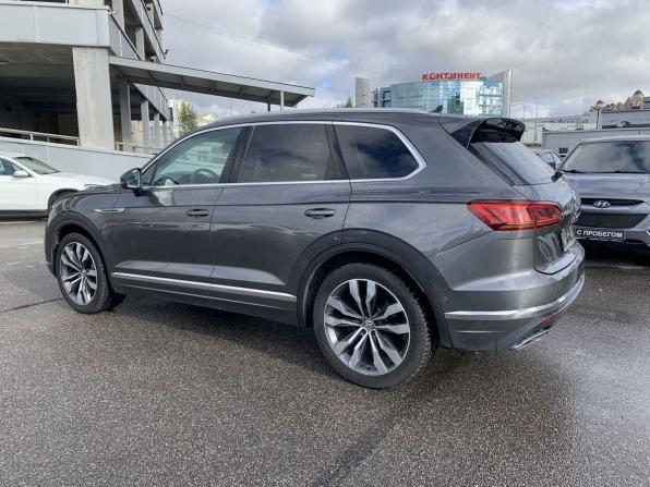 Volkswagen Touareg III с пробегом 2019 года, цена 4 099 000 рублей, 176023 км, внедорожник, Автокод Объявления