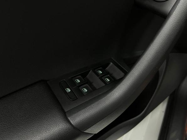 Skoda Octavia III (A7) Рестайлинг с пробегом 2020 года, цена 2 299 000 рублей, 26508 км, лифтбек, Автокод Объявления