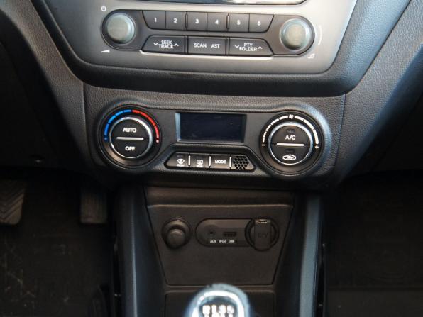 Kia Rio III с пробегом 2013 года, цена 789 000 рублей, 237000 км, седан, Автокод Объявления