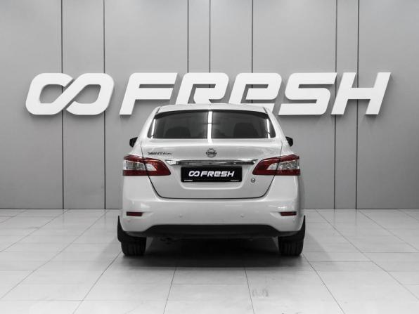 Nissan Sentra VII (B17) с пробегом 2015 года, цена 1 290 000 рублей, 52751 км, седан, Автокод Объявления