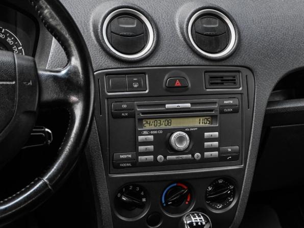 Ford Fusion I Рестайлинг с пробегом 2007 года, цена 449 000 рублей, 157546 км, хэтчбек, Автокод Объявления