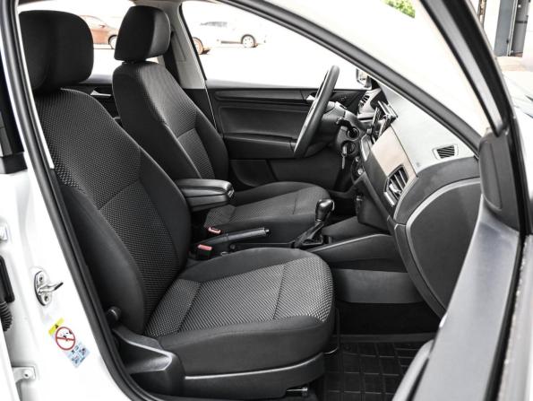 Volkswagen Polo VI с пробегом 2022 года, цена 1 699 000 рублей, 45087 км, лифтбек, Автокод Объявления