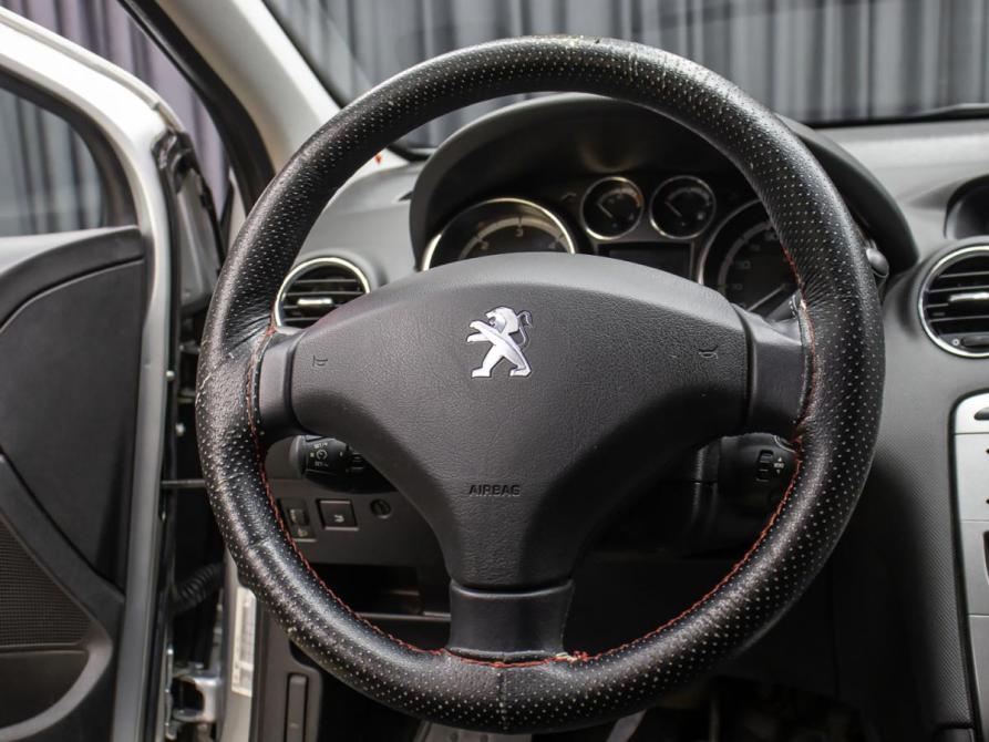 Peugeot 408 I Москва  - изображение 17
